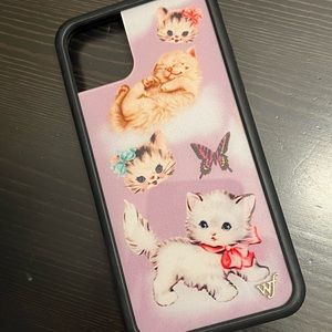 wildflower 11 pro max slumber party case